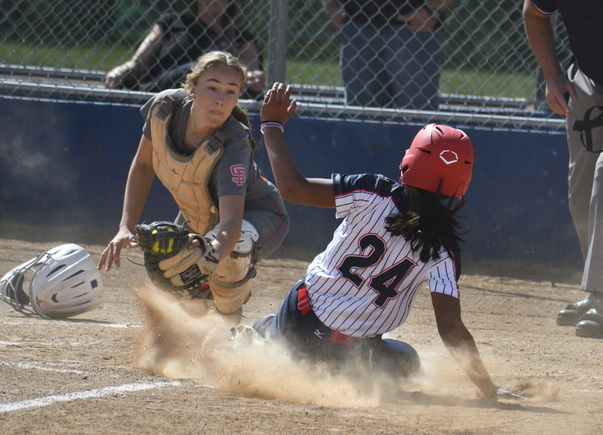 Battle royale Spanish Fork softball makes most of chances to win at